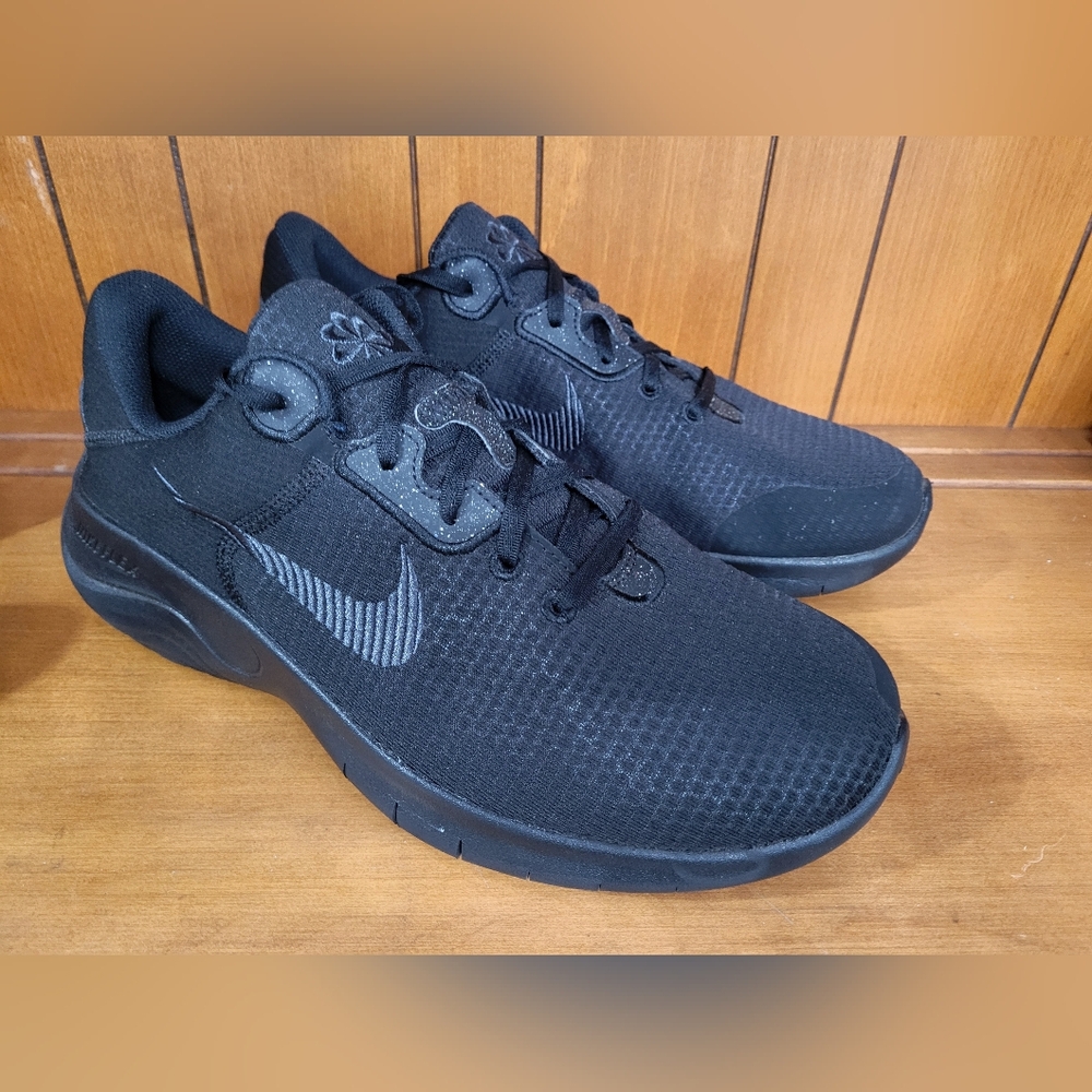 Nike Men's Flex Experience  Running Shoes Black Sz  11.5.